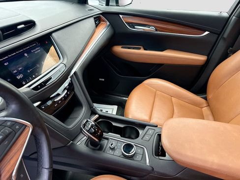 Used 2021 Cadillac XT5 Premium Luxury FWD image 26