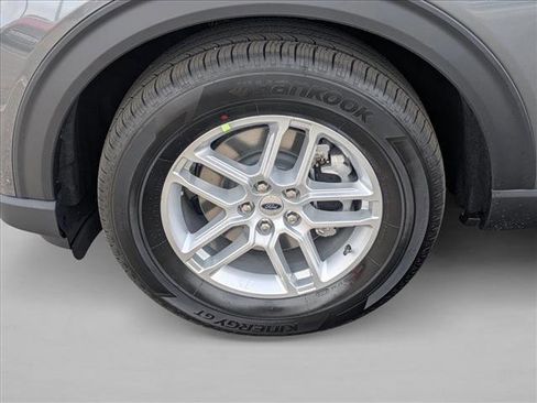 New 2026 Ford Explorer Active w/ Active Comfort Package image 9