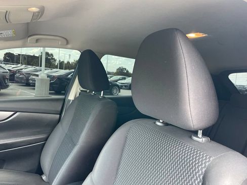 Used 2022 Nissan Rogue Sport S FWD image 20