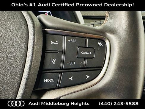 Used 2020 Lexus UX 250h w/ Premium Package AWD/4WD image 19