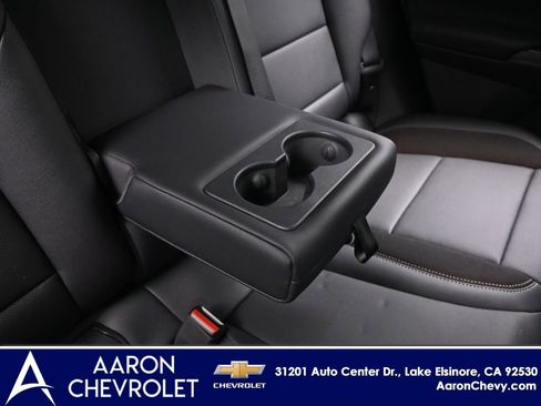 New 2026 Chevrolet Equinox EV RS image 17