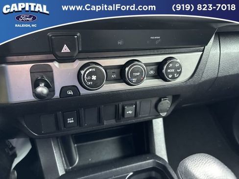 Used 2020 Toyota Tacoma SR image 27