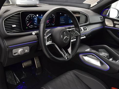 Used 2026 Mercedes-Benz Maybach GLS 600 4MATIC image 21