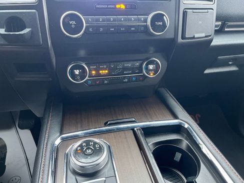 Used 2020 Ford Expedition Max King Ranch image 19