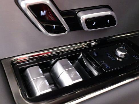 Used 2023 Land Rover Range Rover Sport SE image 27