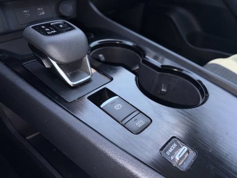 Certified 2023 Nissan Rogue SV FWD image 14
