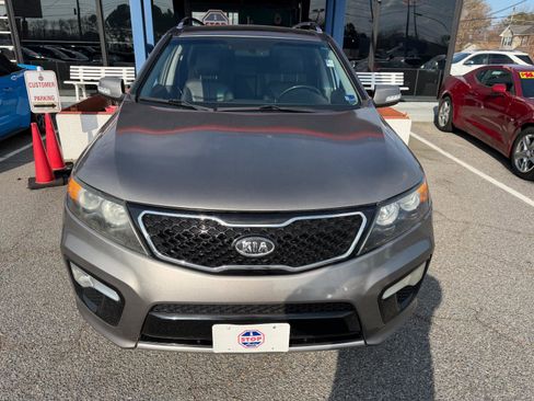 Used 2013 Kia Sorento SX w/ SX Premium Pkg image 2