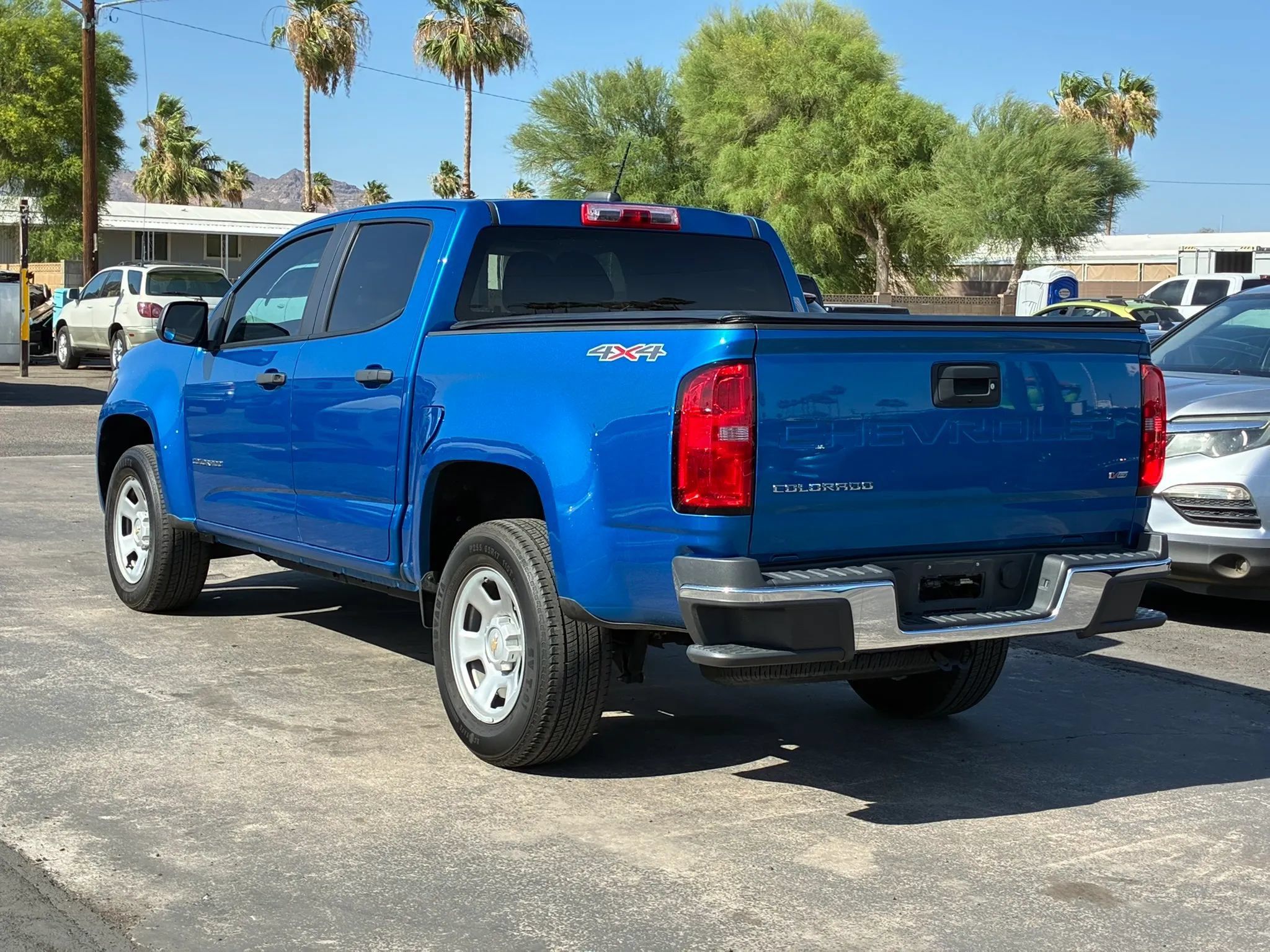 Used 2021 Chevrolet Colorado W/T w/ WT Convenience Package AWD/4WD image 5
