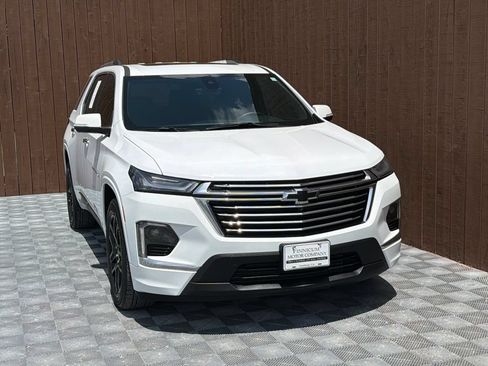 Used 2023 Chevrolet Traverse Premier w/ LPO, Floor Liner Package FWD image 15