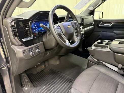 Certified 2024 Chevrolet Silverado 1500 LT AWD/4WD image 29