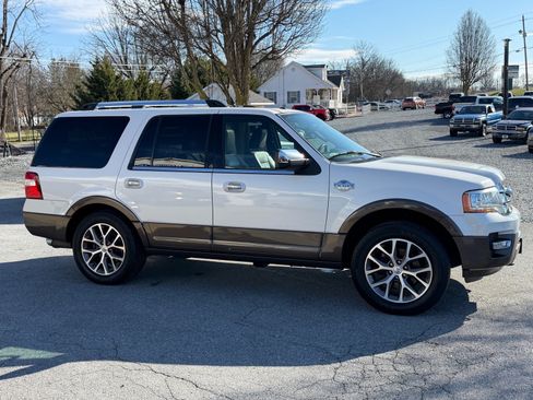 Used 2015 Ford Expedition King Ranch AWD/4WD image 4