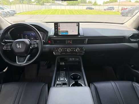 Used 2023 Honda Pilot Elite image 10