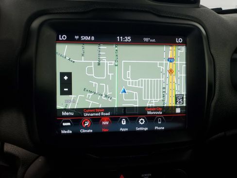 Used 2023 Jeep Renegade Latitude AWD/4WD image 21