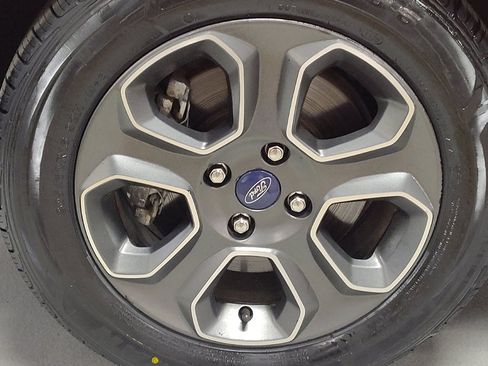 Used 2021 Ford EcoSport S FWD image 31