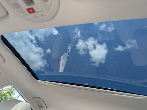 Used 2026 Genesis G70 2.5T Prestige image 23