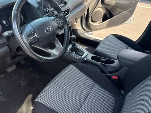 Used 2018 Hyundai Kona SEL AWD/4WD image 9
