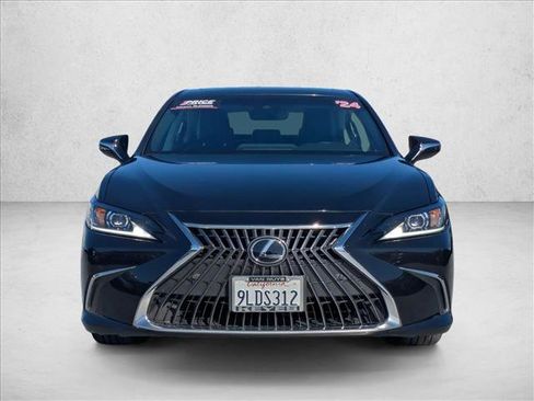 Used 2024 Lexus ES 300h w/ Premium Package FWD image 2