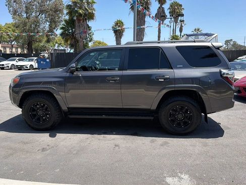 Used 2015 Toyota 4Runner SR5 Premium RWD image 5