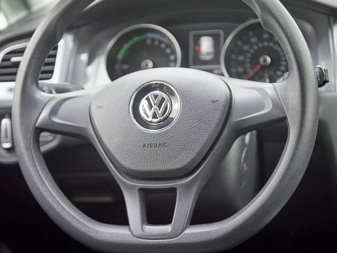 Used 2015 Volkswagen e-Golf Limited Edition image 27