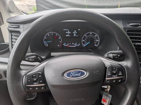 Used 2023 Ford Transit 250 Medium Roof AWD image 32
