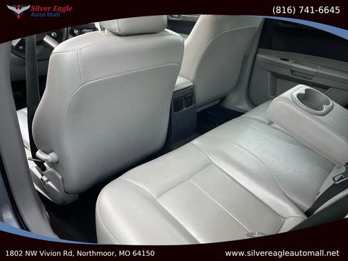 Used 2006 Chrysler 300 Touring w/ Comfort/Convenience Group image 10