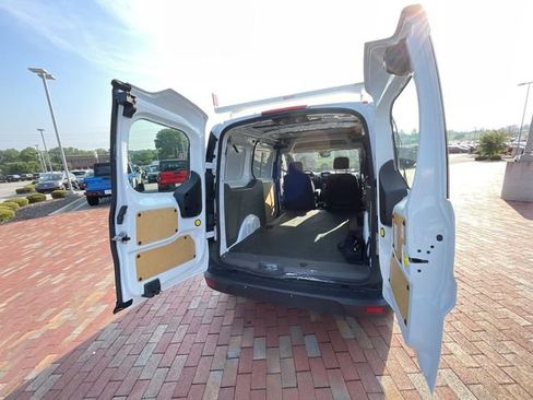 Used 2023 Ford Transit Connect XL FWD image 15