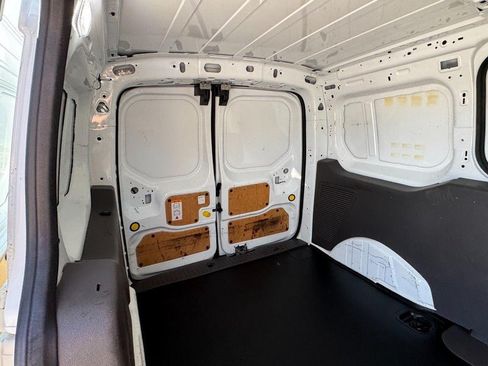 Used 2022 Ford Transit Connect XL FWD image 12