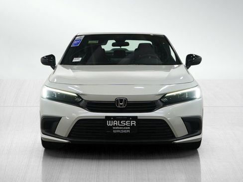 Used 2023 Honda Civic Sport image 8