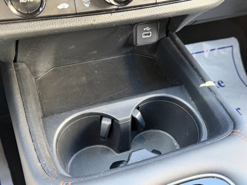 Used 2024 Honda HR-V Sport image 24