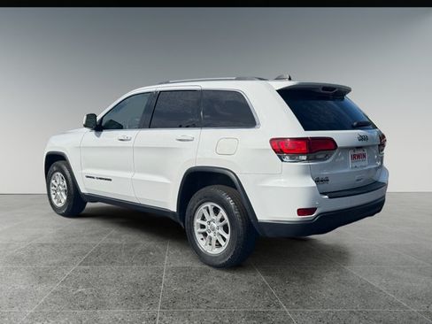 Used 2020 Jeep Grand Cherokee Laredo AWD/4WD image 3