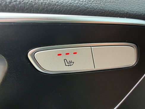 Used 2016 Mercedes-Benz Metris Passenger image 36