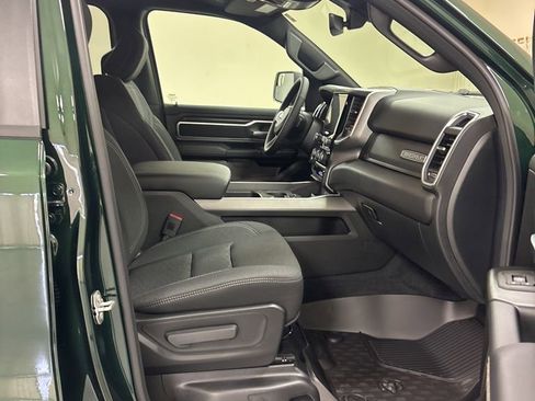 New 2026 RAM 1500 4x4 Crew Cab image 25