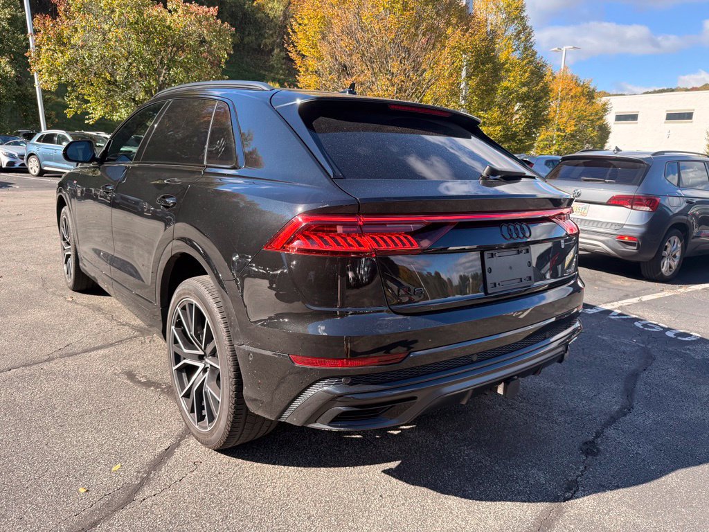Used 2023 Audi Q8 Prestige AWD/4WD image 4