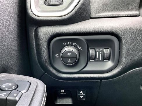 Used 2026 RAM 1500 Laramie w/ Laramie Southwest Edition image 34