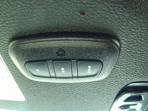 Certified 2025 Jeep Wrangler Unlimited Rubicon 4xe w/ Safety Group AWD/4WD image 29