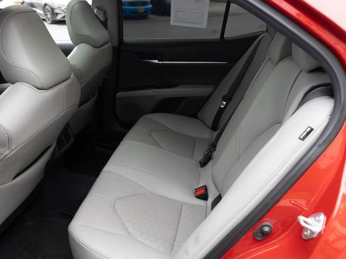Used 2022 Toyota Camry XSE w/ Navigation Package FWD image 23