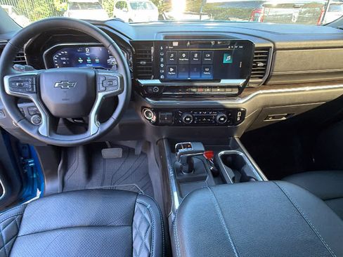 Used 2023 Chevrolet Silverado 1500 RST w/ Convenience Package II image 18