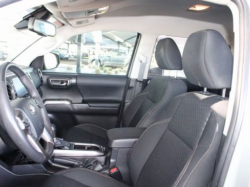 Certified 2023 Toyota Tacoma 4x4 Double Cab image 6