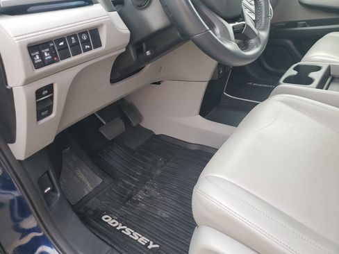 Used 2023 Honda Odyssey Touring image 26