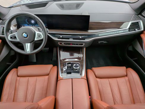 Used 2025 BMW X5 xDrive40i image 34