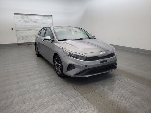 Used 2023 Kia Forte LXS w/ LXS Technology Package FWD image 13