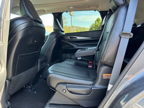 Certified 2023 INFINITI QX60 Luxe w/ Cargo Package AWD/4WD image 15