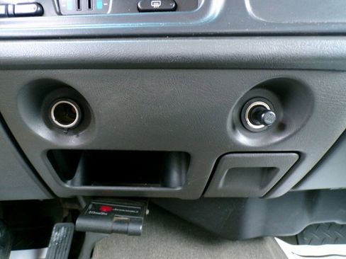 Used 2003 Chevrolet Silverado 2500 LS w/ Skid Plate Package image 25