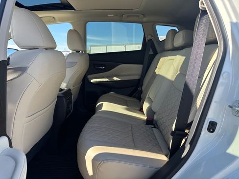 Used 2023 Nissan Murano Platinum w/ Cargo Package image 16