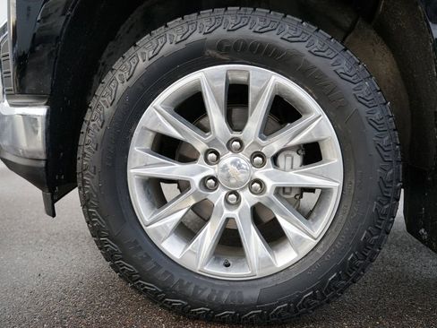 Used 2020 Chevrolet Silverado 1500 LTZ w/ LTZ Premium Package image 34