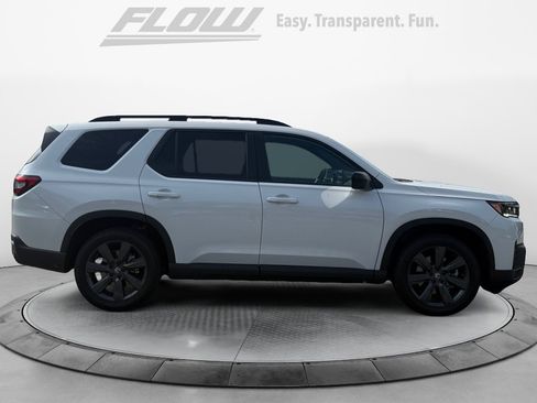 Used 2026 Honda Pilot Sport image 10