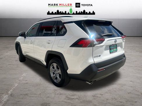 Certified 2025 Toyota RAV4 XLE w/ Convenience Package AWD/4WD image 3