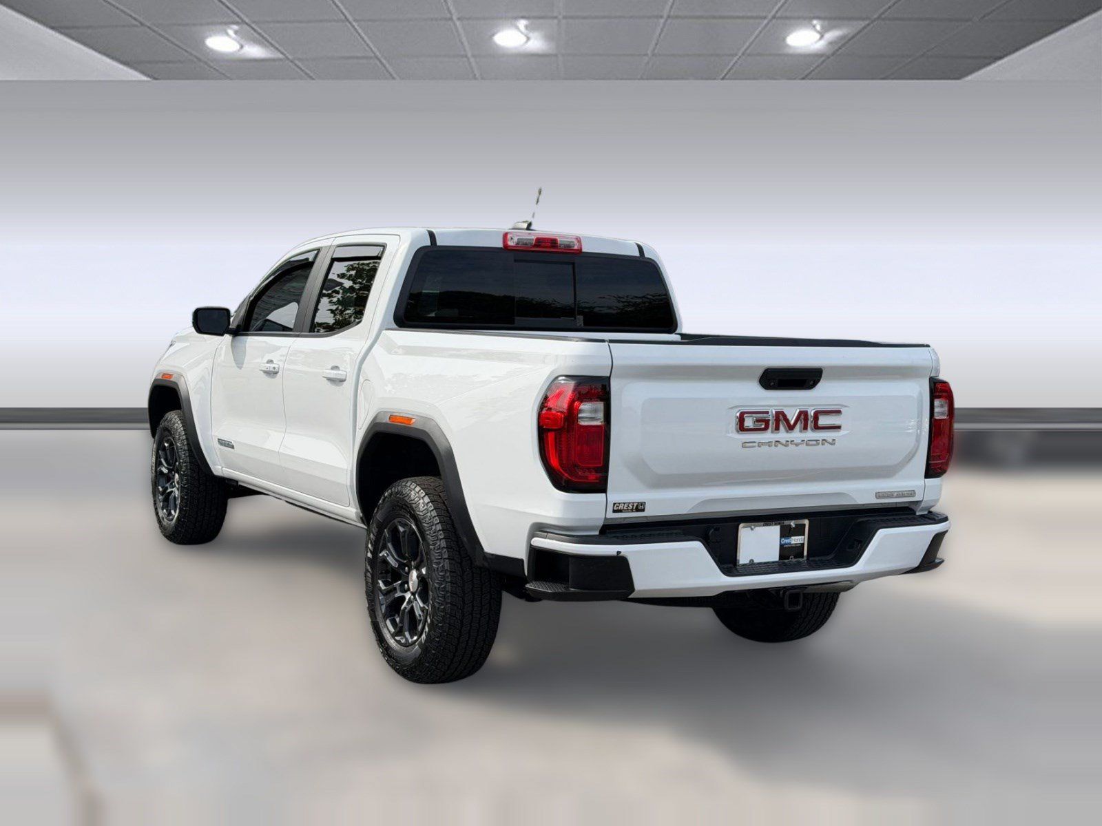 Used 2024 GMC Canyon Elevation w/ Convenience Package RWD image 3