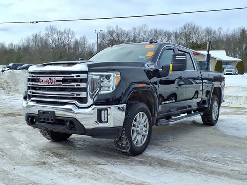 Used 2023 GMC Sierra 2500 SLE w/ SLE Value Package; image 3