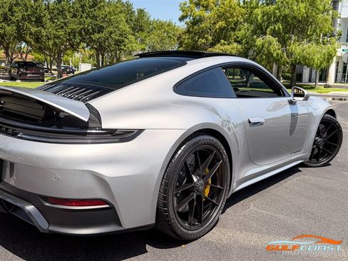 Used 2025 Porsche 911 Carrera 4 GTS AWD/4WD image 56